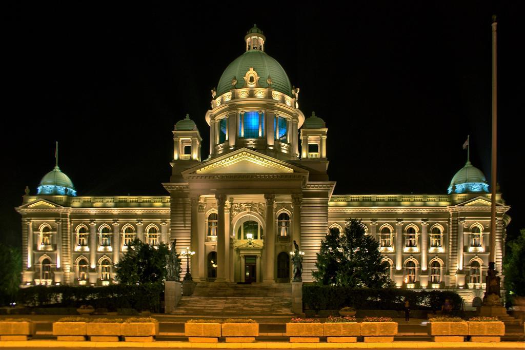 Dominic Smart & Luxury Suites - Parliament Belgrad Exterior foto